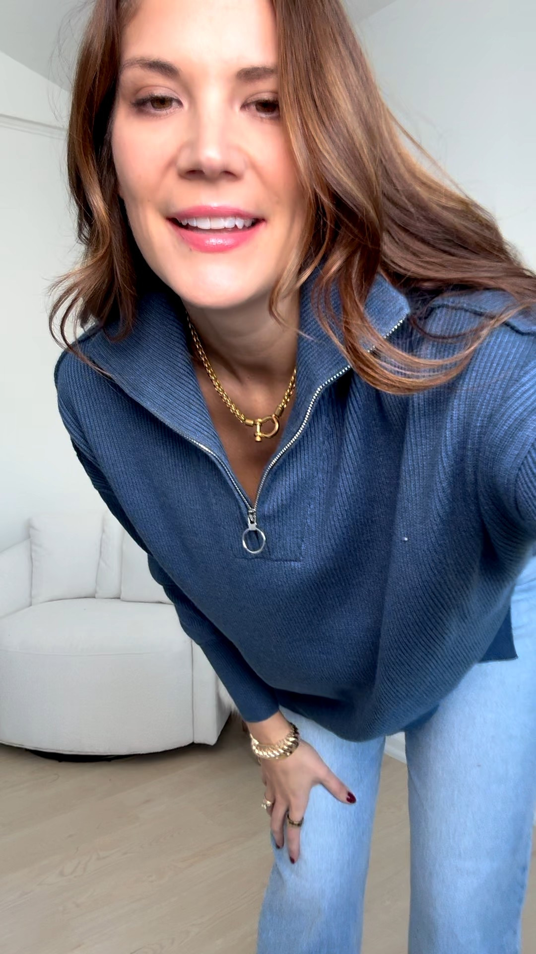 Tell me this isn’t the perfect post-holidays zip up! It’s such an easy and warm sweatshirt to style. It goes great with jeans, yoga pants, or leggings. It’s the perfect throw on and go sweatshirt.

Quarter zip, Amazon finds, long length jeans, slippers, gold necklace, Amazon jewelry, blue sweatshirt, ribbed quarter zip, Stang and Co


#LTKmomlife #LTKTall #LTKootd