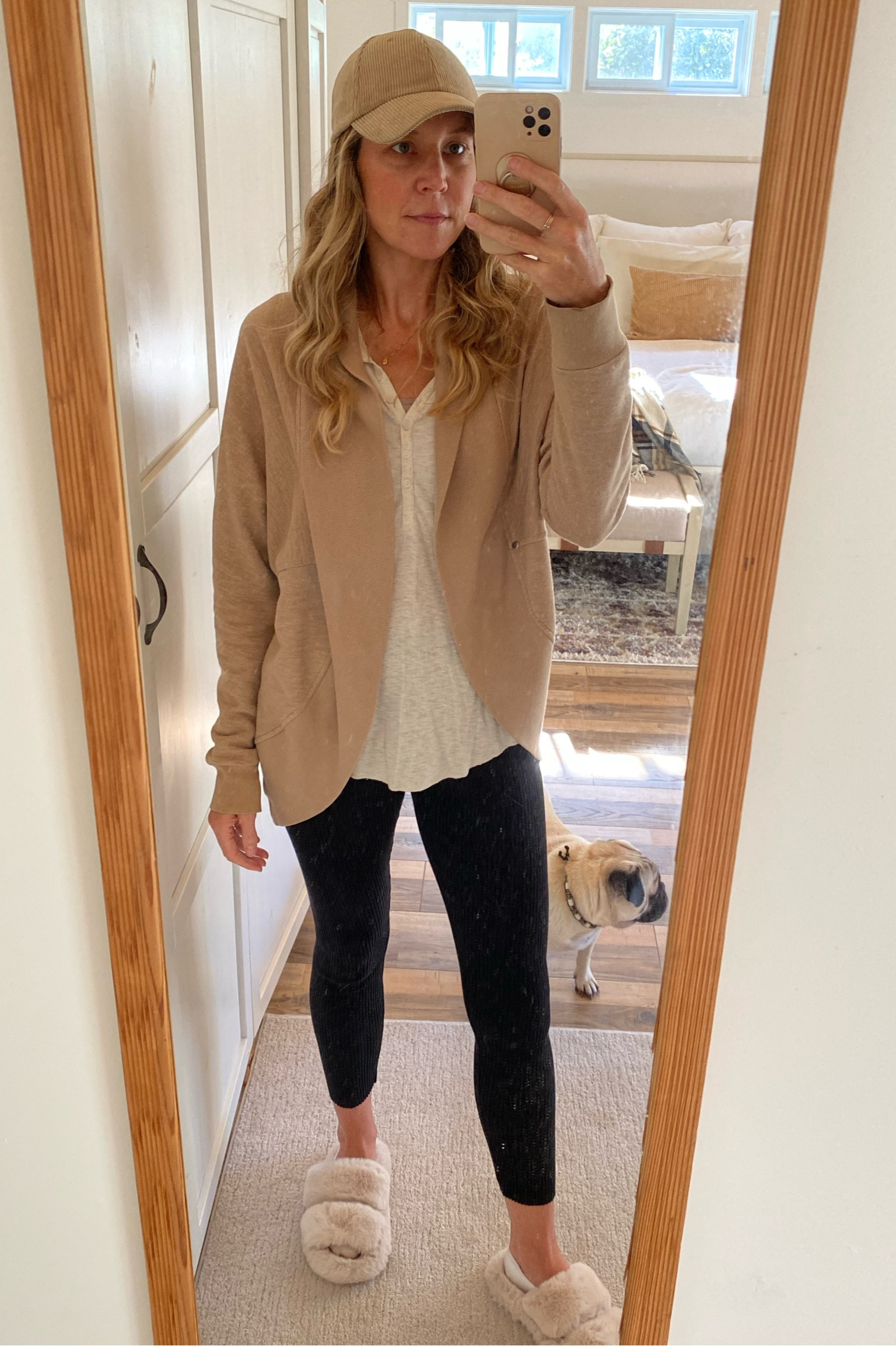 Fall Outfit
#ad #ads #cardigan #leggings #blackleggings #h&m #henley #slippers #womensslippers

#LTKSeasonal #LTKunder100 #LTKstyletip
