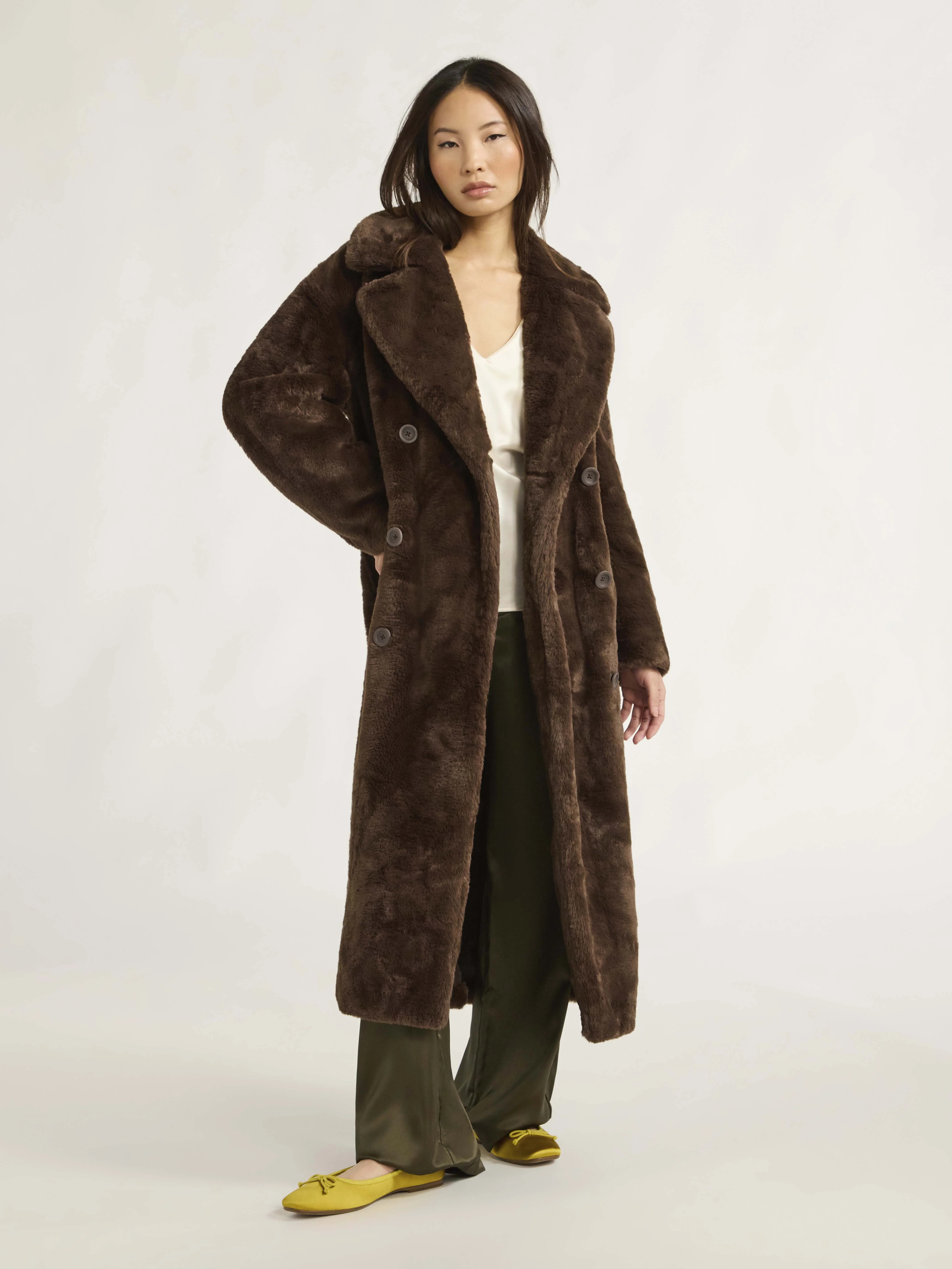 Scoop Women's & Women's Plus Faux Fur Oversized Maxi Coat, Sizes XS-4X | Walmart (US)