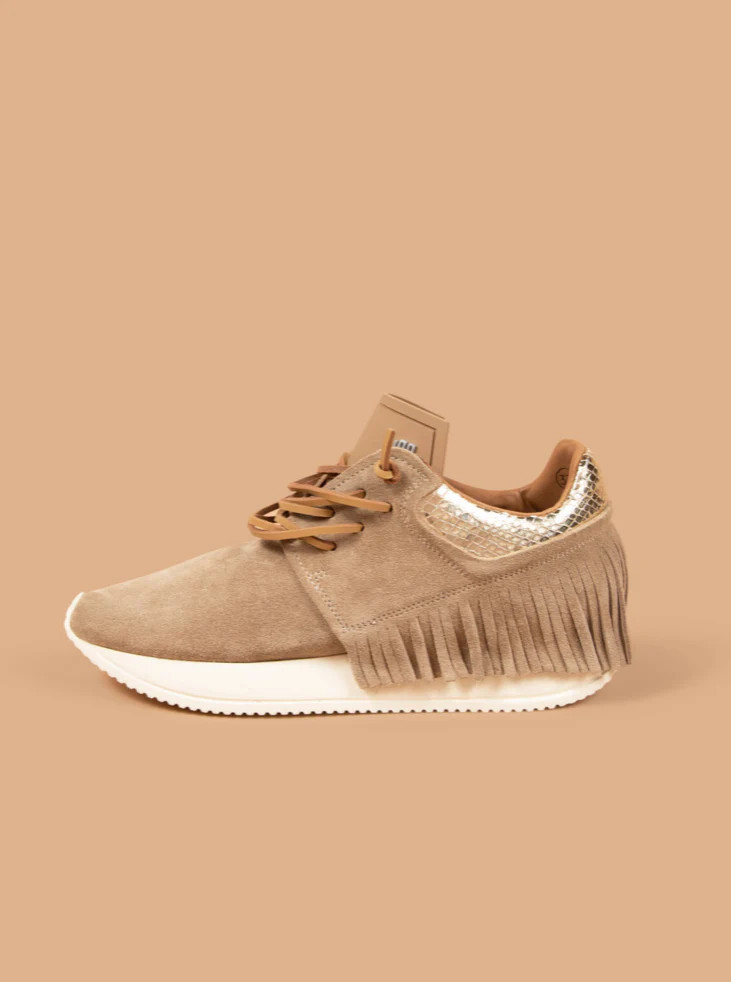 Esseutesse Beige Suede Fringe Sneaker | SculptHouse