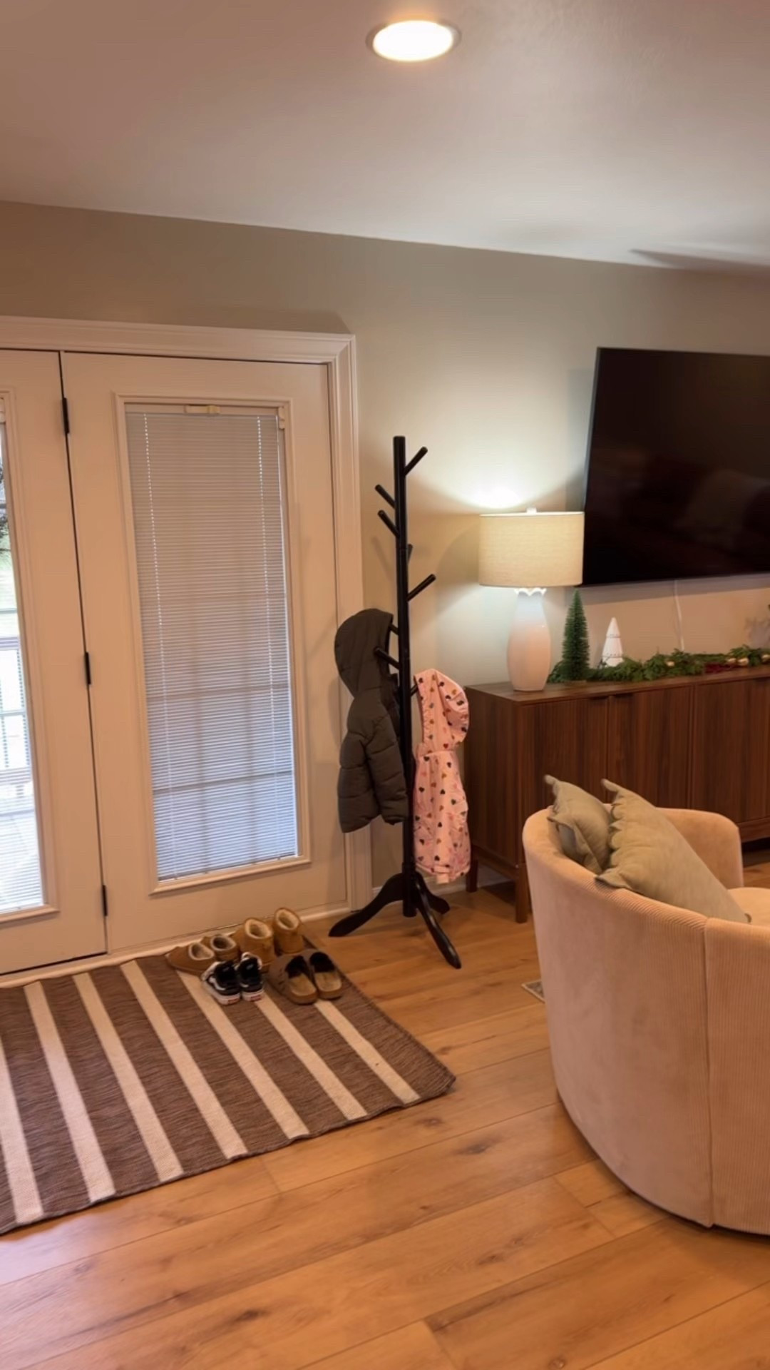 All about adding functionality to my home!! 

#LTKmomlife #LTKHome #LTKFindsUnder50