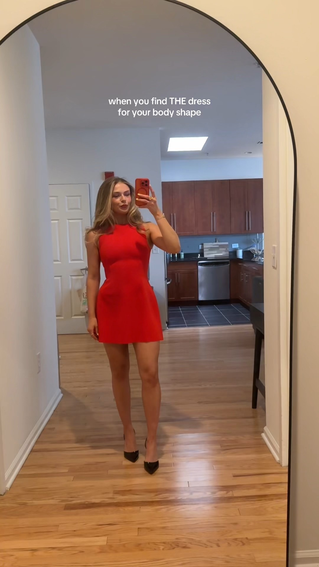The best dress ever omg. I got a size 4 :) 