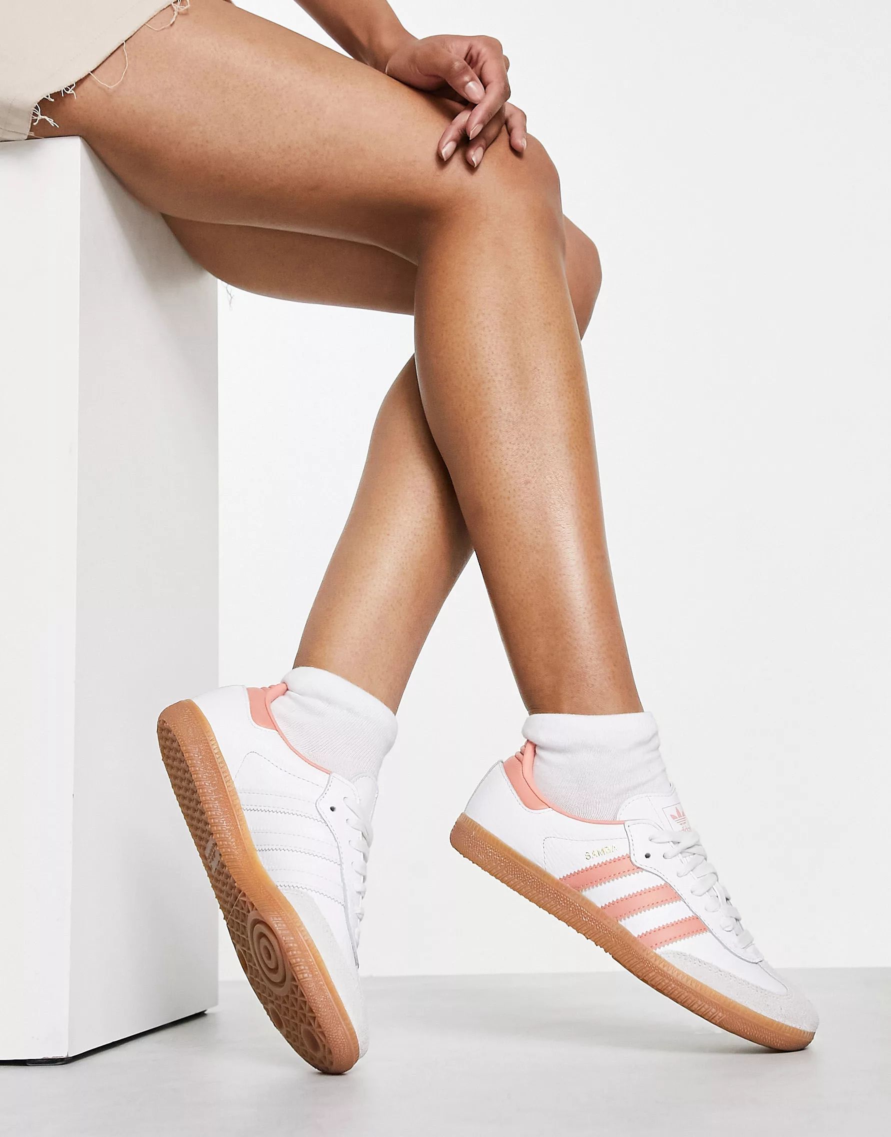 adidas Originals Samba OG trainers in white and peach | ASOS (Global)