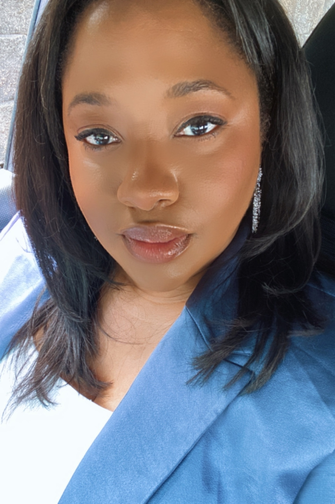 Favorite makeup/beauty finds for a glowing, dewy look


#LTKfindsunder50 #LTKsalealert #LTKbeauty