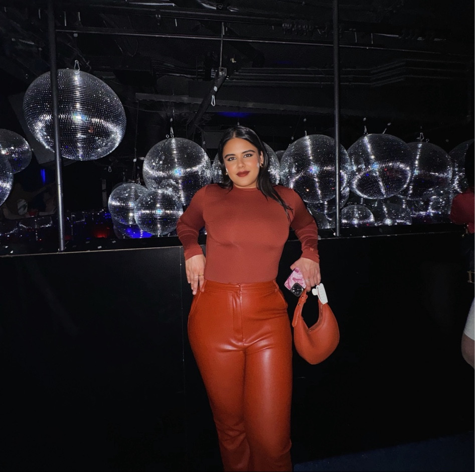 Wore this monochrome look to the club Saturday night. It’s a burgundy red copper color. Both the top and bottom are from Meshki as well as the purse. The top is a long sleeve bodysuit and the bottoms are flare faux leather pants. 

#LTKParties #LTKMidsize #LTKStyleTip