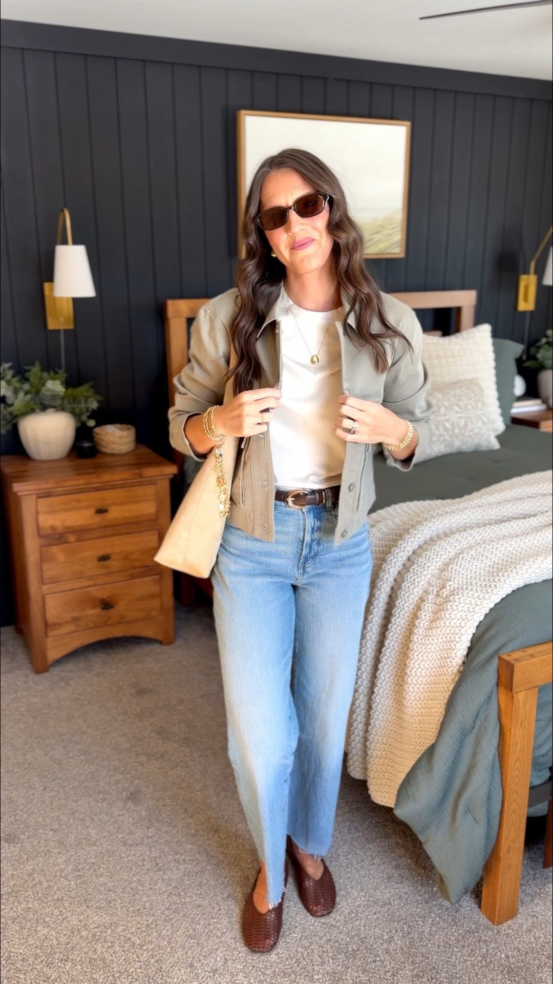 My ideal Spring outfit! 👌🏻

Tee - small 
Jeans - size 26 tall
Jacket - small 