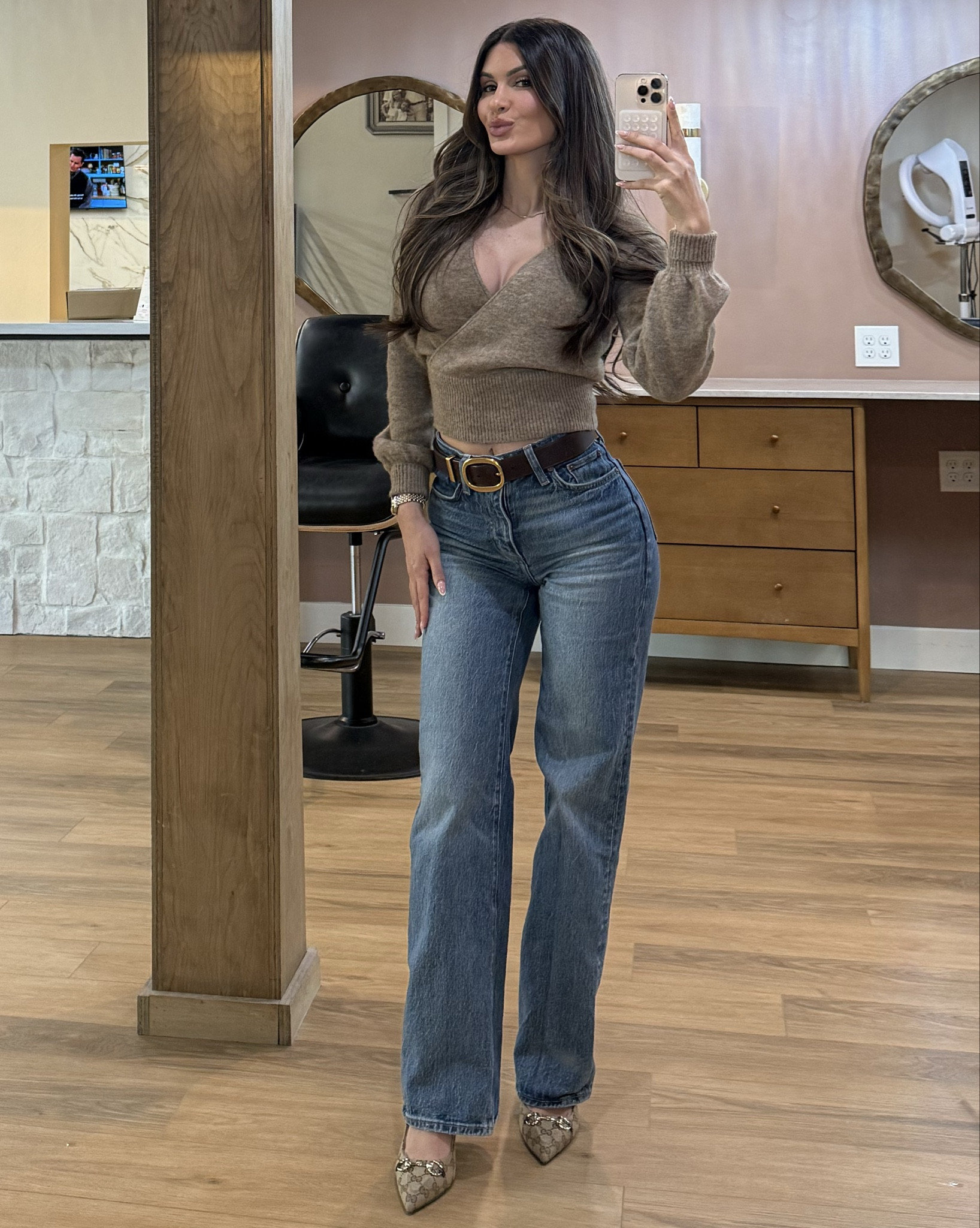 My favorite most flattering jeans 

#LTKNYFW #LTKootd #LTKdayinmylife