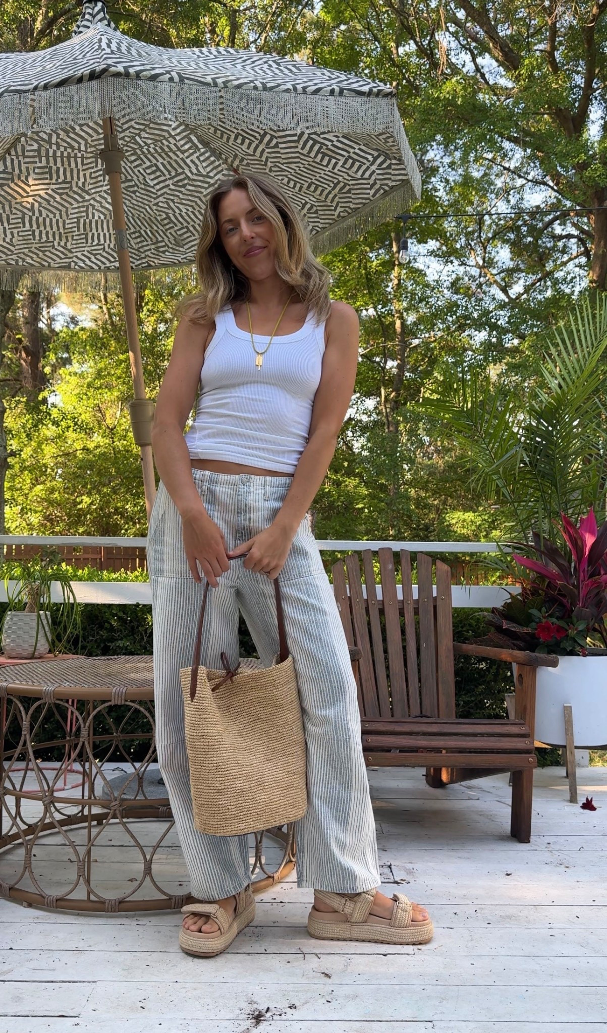 Size 28 jeans 
Size XS tank 