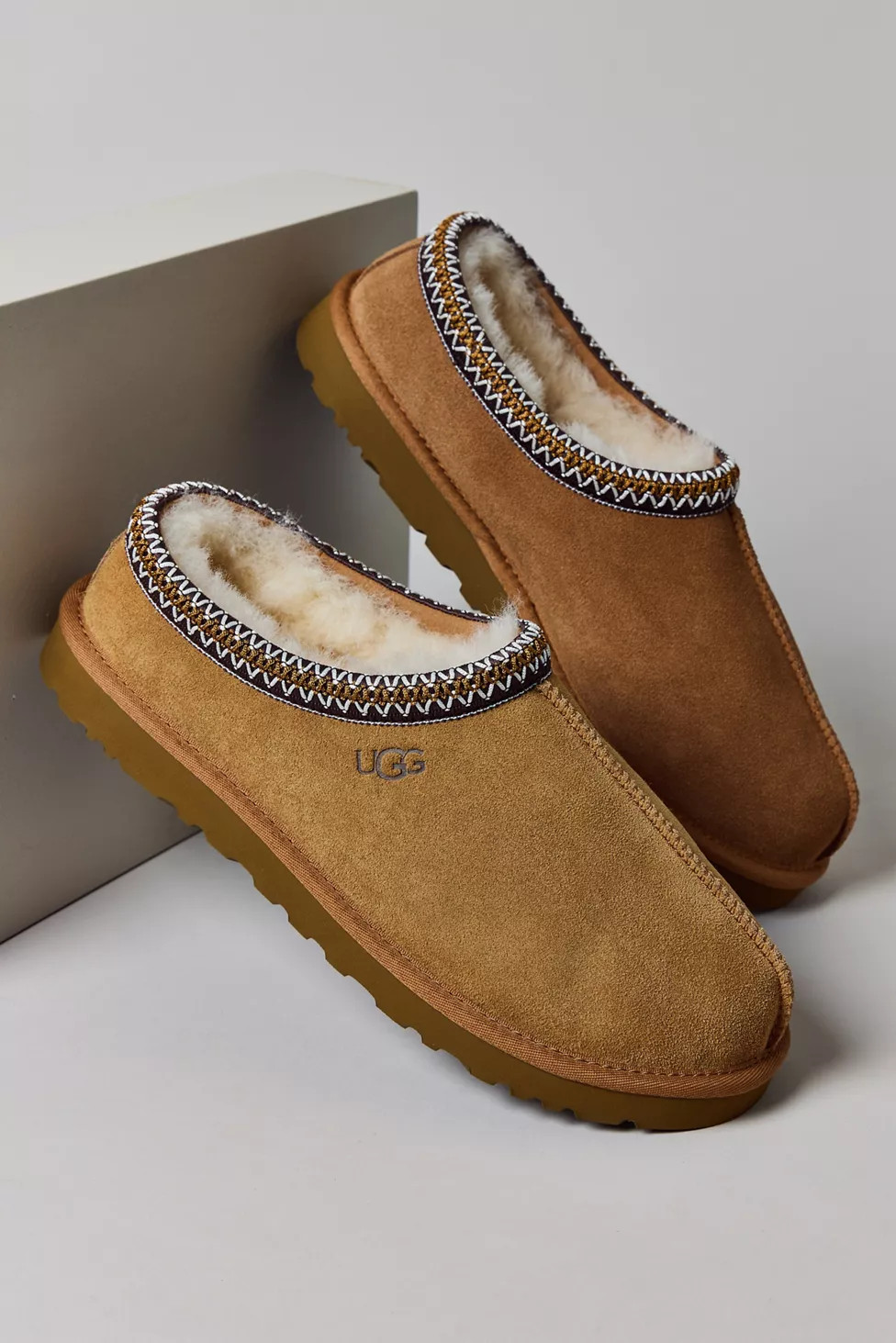 UGG Men's Tasman Slipper Clog | Urban Outfitters (US and RoW)
