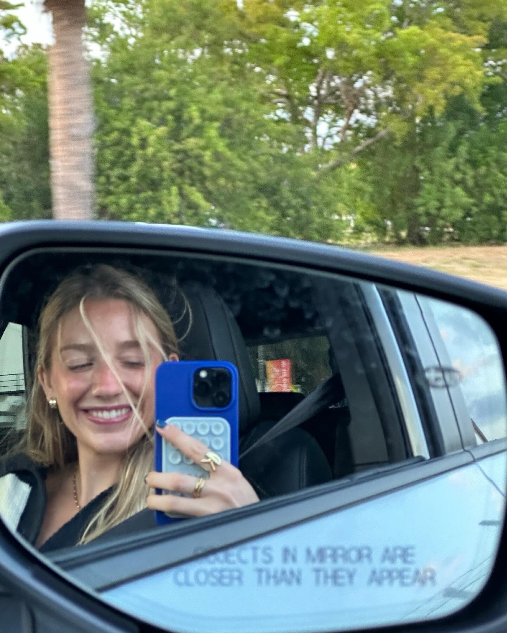 Blue iPhone case with blue octobuddy! 

#LTKVideo #LTKsalealert #LTKfindsunder50