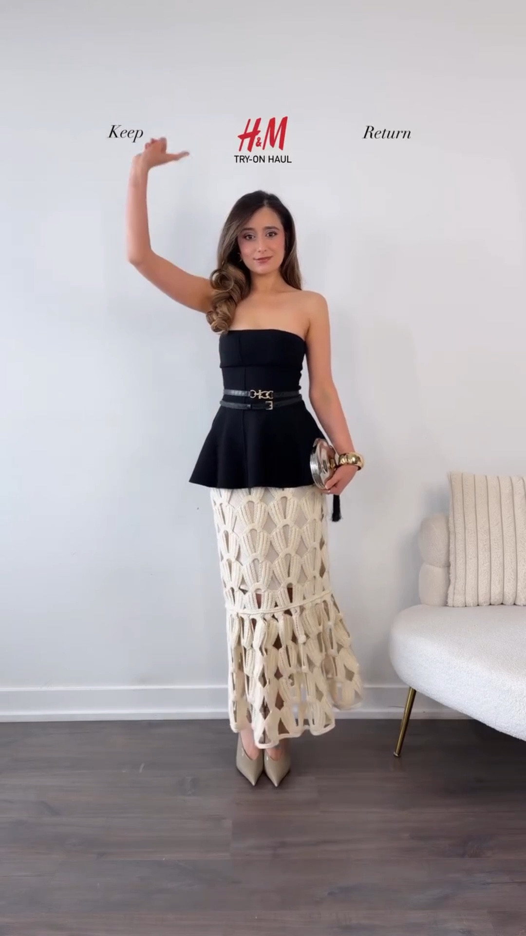 H&M New In 😍🔥 The first set OMG, the skirt is STUNNING! The second denim looks is so perfect for warm weather. WOW. Love the pleated long skirt, so VERSATILE! So many stunning pieces h&m 👏👏
 

#LTKootd #LTKWorkwear #LTKgrwm