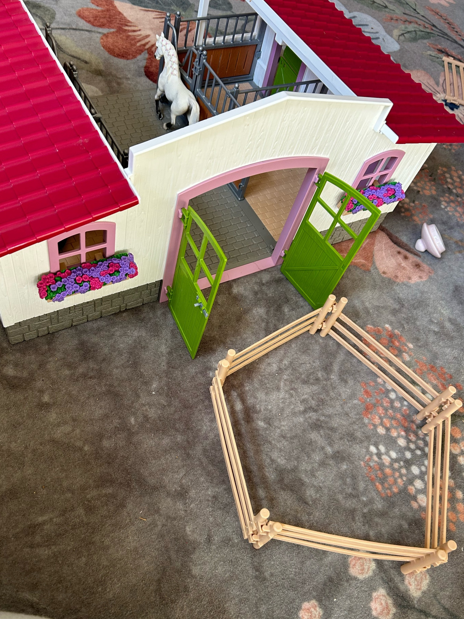 Toy Barn! 💗

#LTKHoliday #LTKSaleAlert #LTKGiftGuide