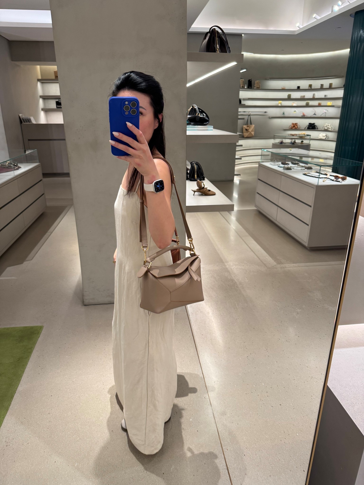 Loewe Puzzle in Small Pebble Leather 

bag, crossbody bag, luxury bag, bag with strap

#LTKsale #LTKsummer #LTKstyletip