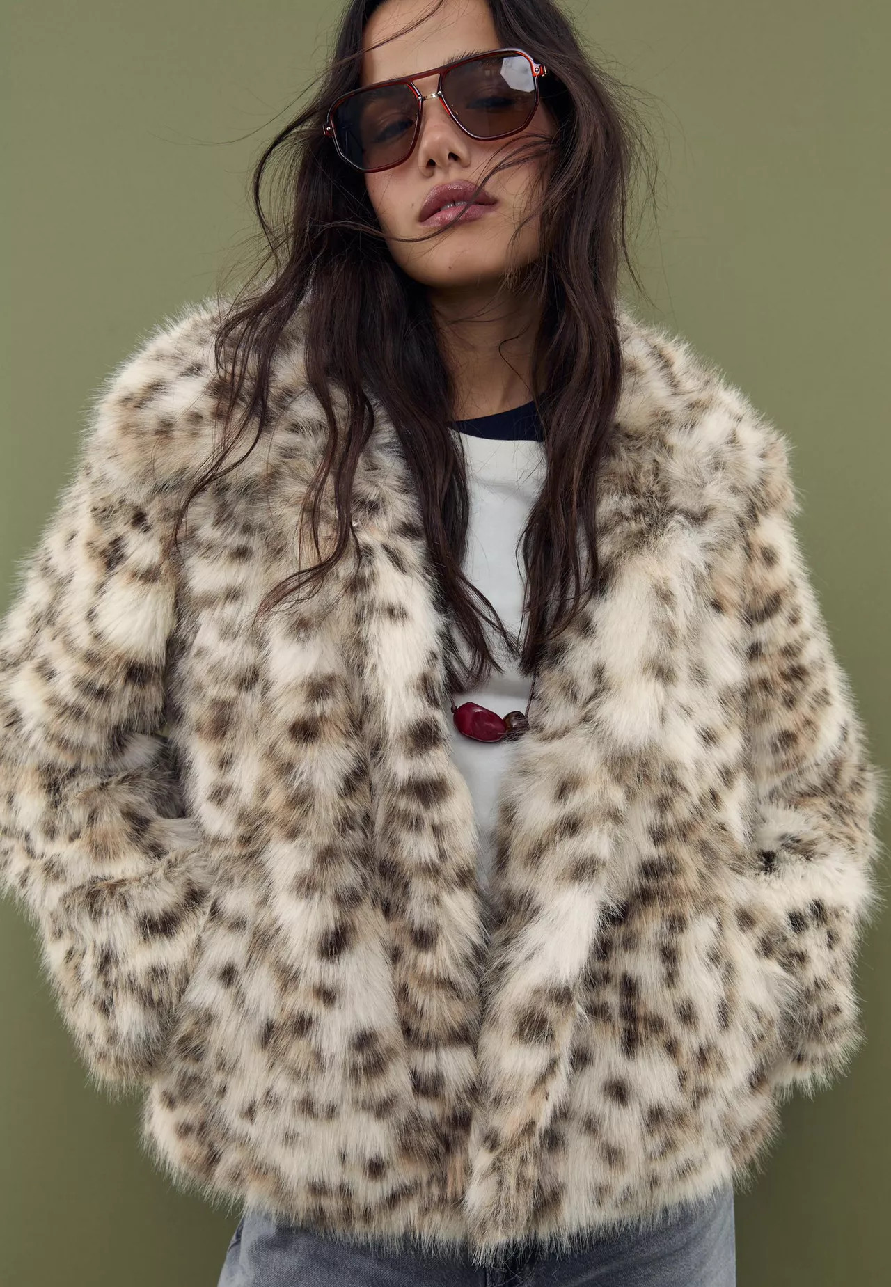 Jacke aus Kunstfell mit Leopardenmuster - Kleidung für Damen | Stradivarius Deutschland | Stradivarius DE