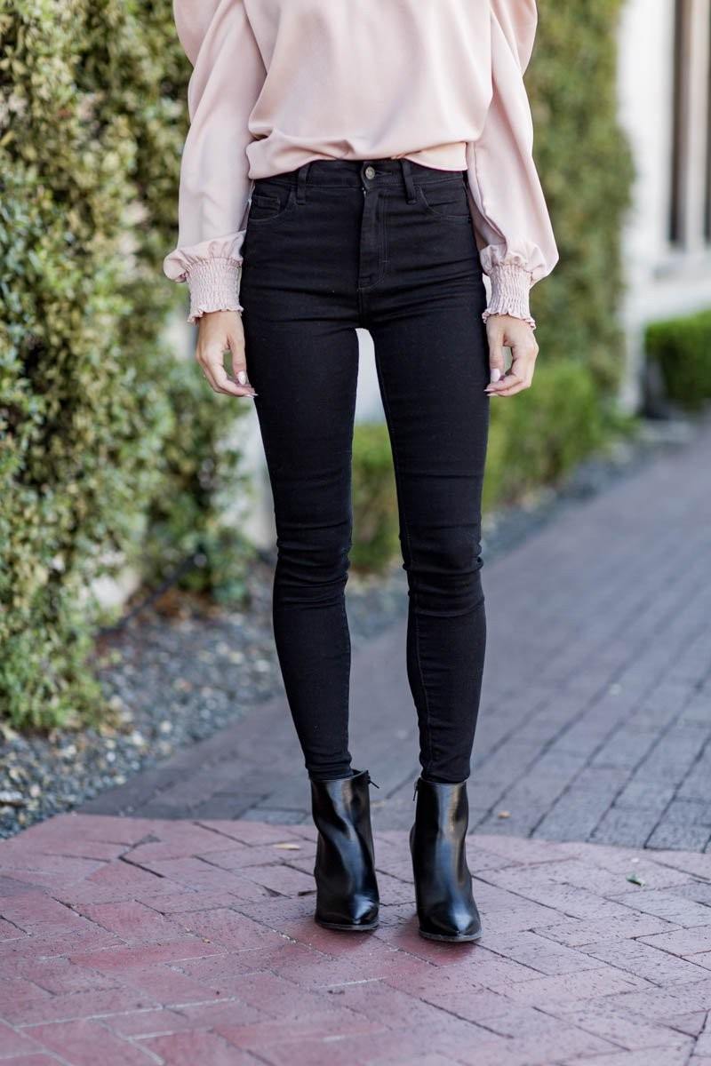 Della High Rise Black Jeans | Avara