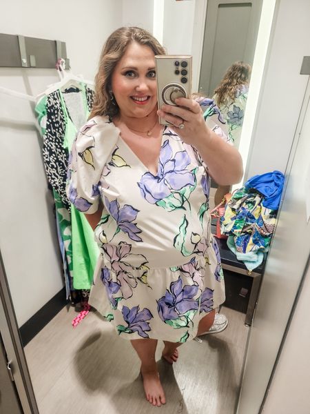 This is the print at Target I keep seeing on every8ne however the cut of this dress what not for me. This was a XXL and hopefully you can tell if it will work for you from my try on. The sleeve I couldn't figure out and the pockets stuck out, on me bc it was too tight on my stomach area #livinglargeinlilly #target 

#LTKmidsize #LTKplussize #LTKfindsunder50