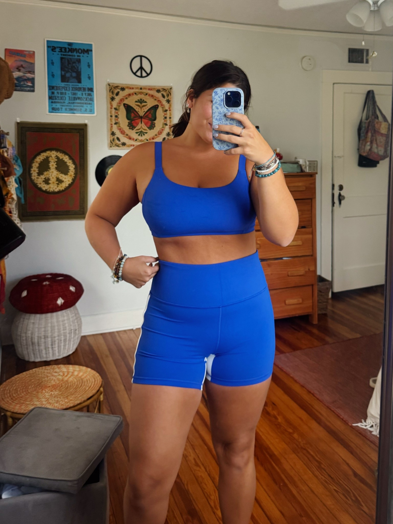 I’m 5’6 wearing a large in top & bottom! 

#LTKMidsize #LTKActive
