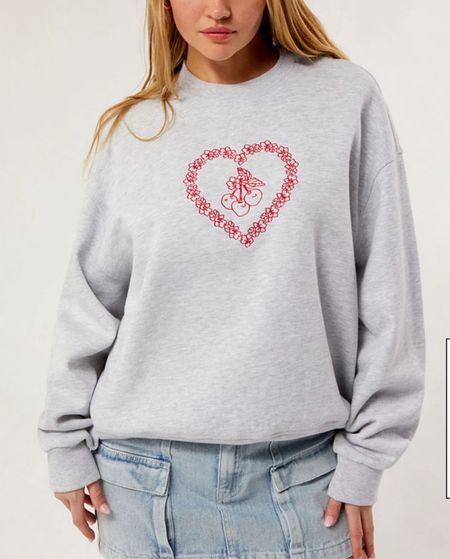 Such a cute sweater! And on sale. 

#LTKsalealert #LTKGiftGuide #LTKstyletip