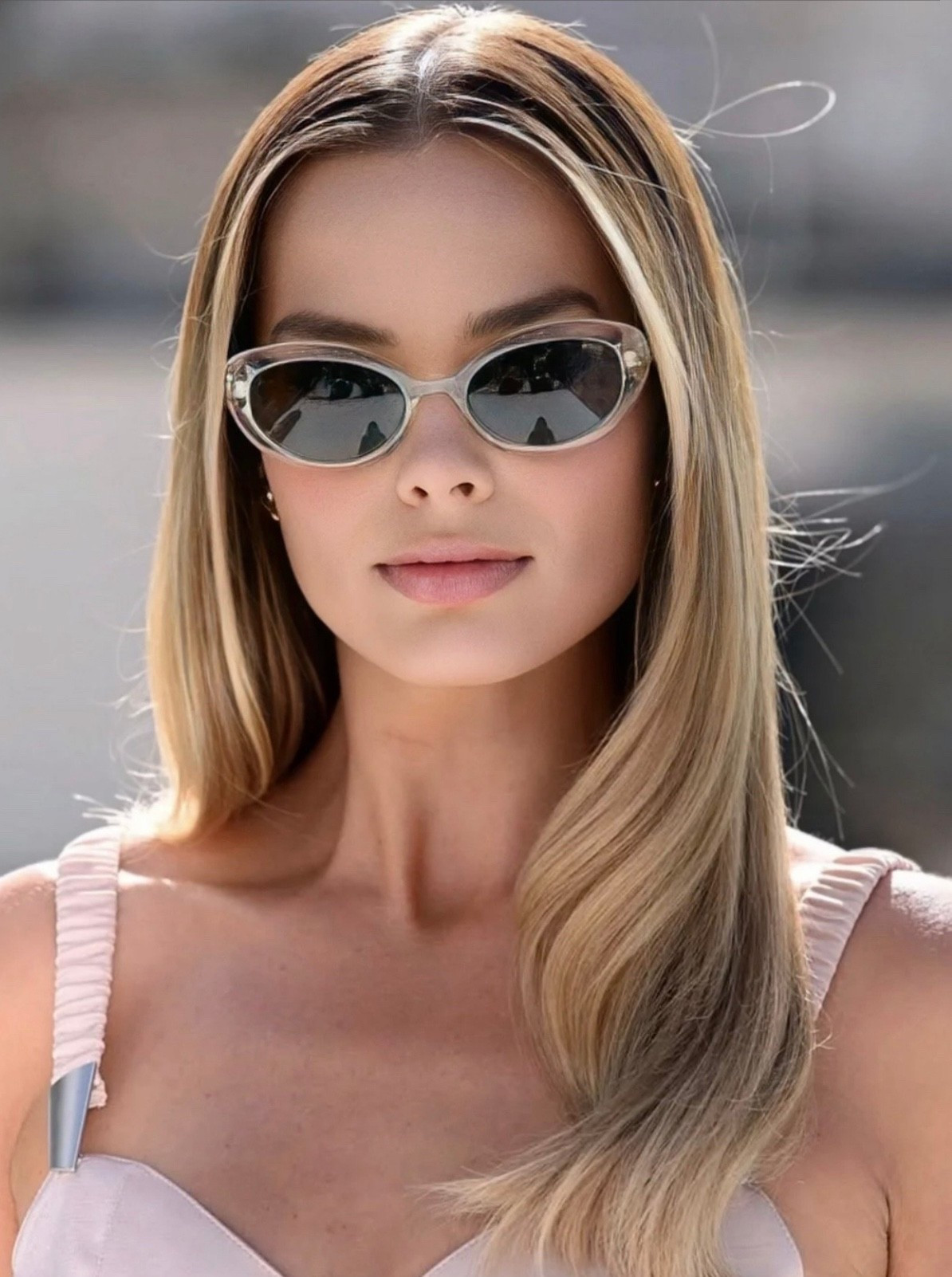 Margot Robbie
Celebrity style
Look for less
Clear sunglassess

#LTKFindsUnder50 #LTKFindsUnder100 #LTKStyleTip