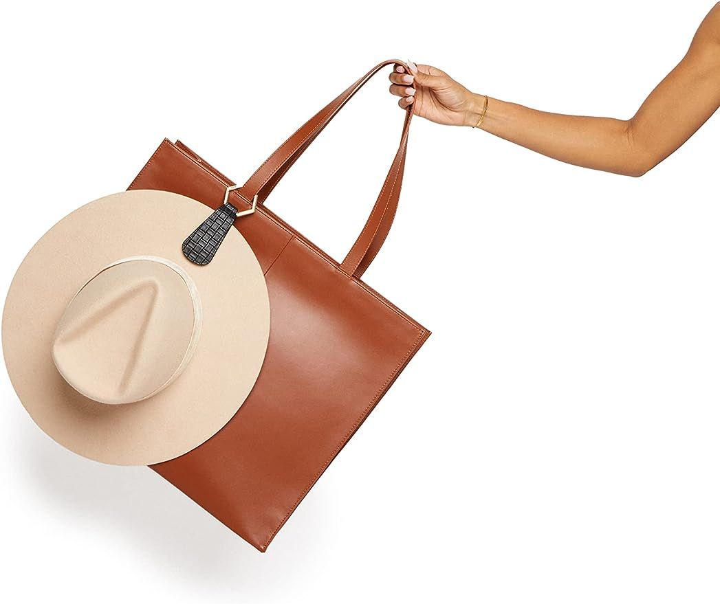 TOPTOTE by Lindsay Albanese Magnetic Hat Clip The Drop | Amazon (US)