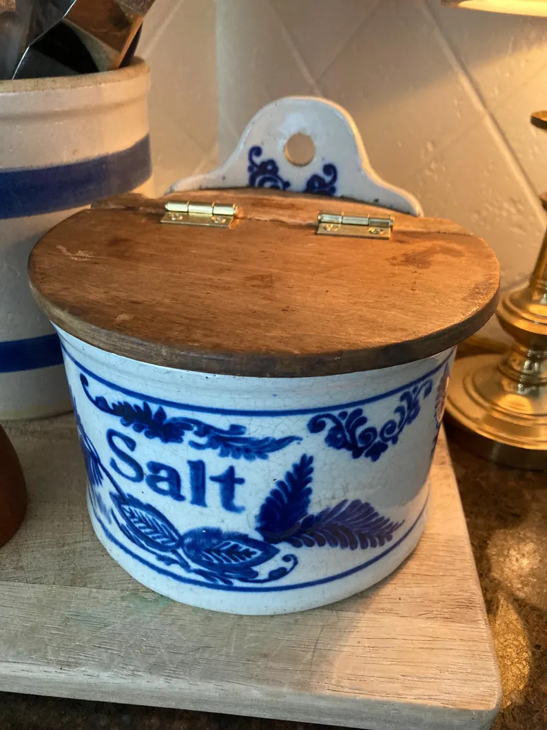 Salt Cellar - Vintage Blue Onion Print - Salt Box With Original Wood Lid - Etsy | Etsy (US)