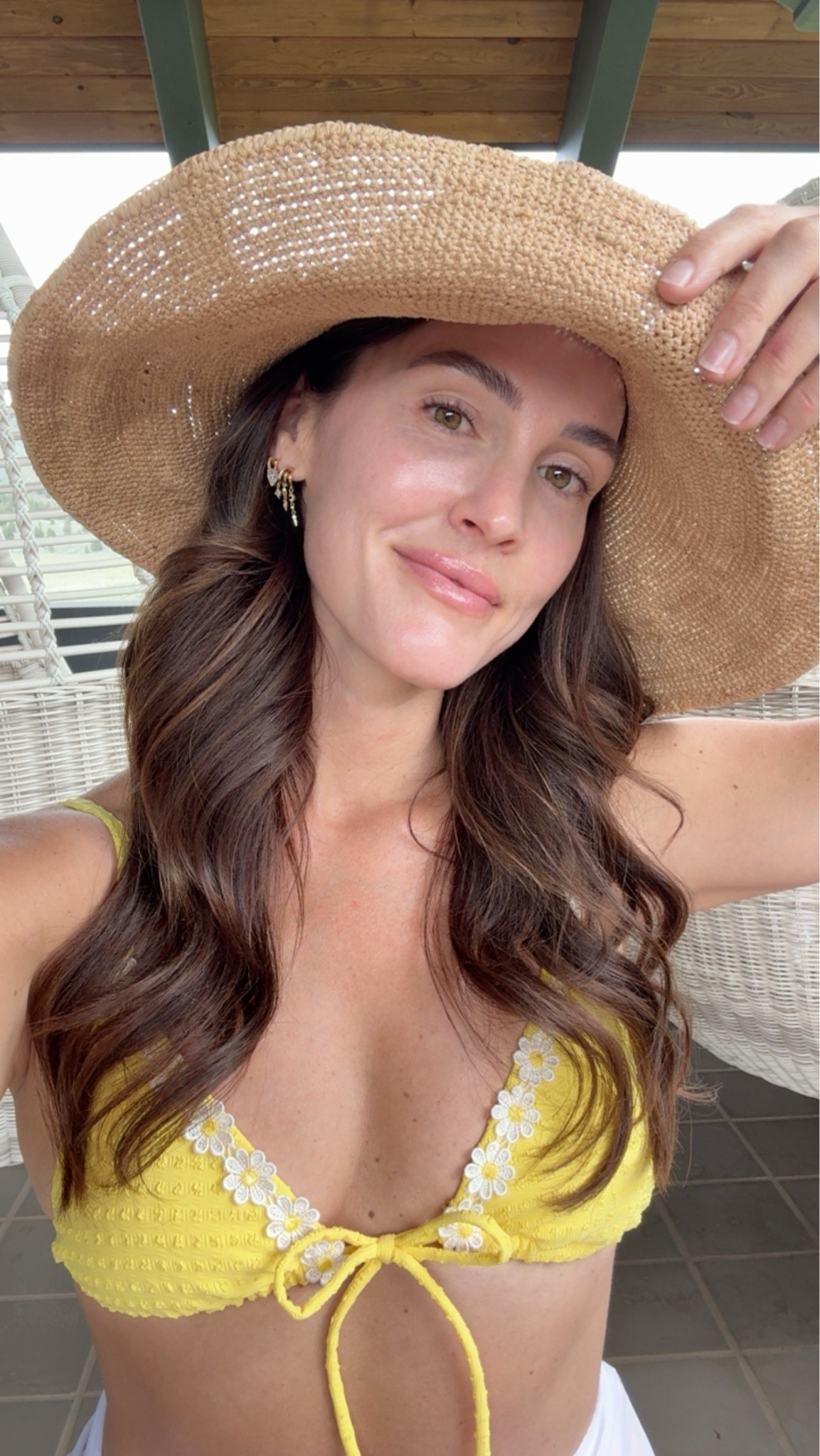 3 Clean non-toxic SPF: serum, tinted oil and colored lip balm!!☀️☀️ Target yellow swimsuit and straw hat!

Beach vacation swim outfit

#LTKootd #LTKSwim