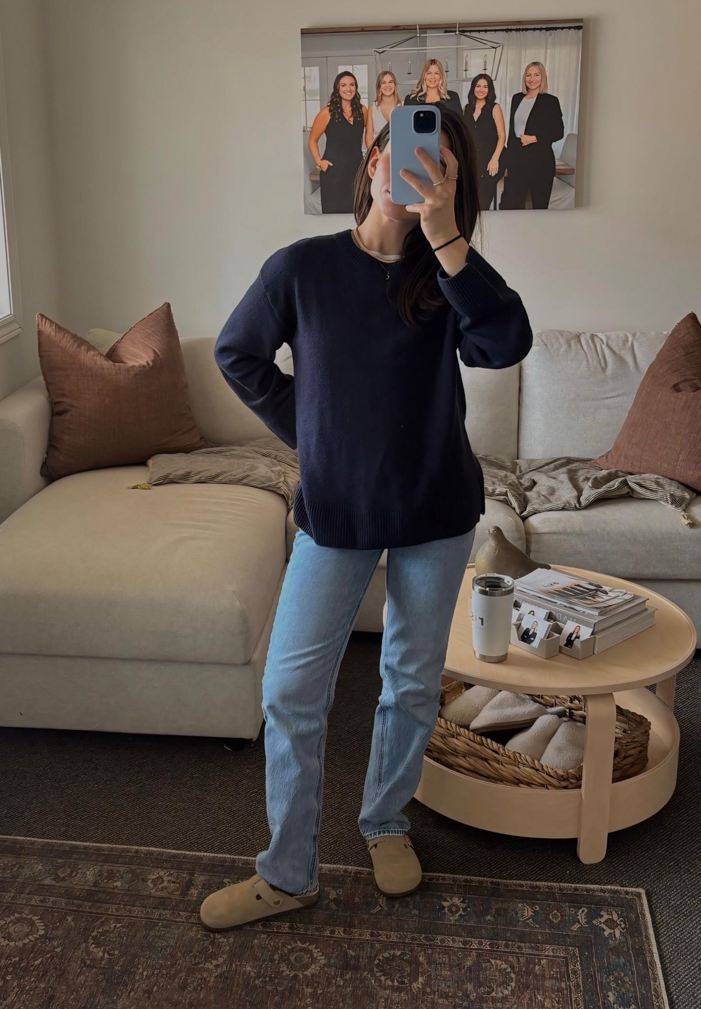 Cozy, casual workday📒🤳🏻

#LTKjeans #LTKshoes #LTKcanada