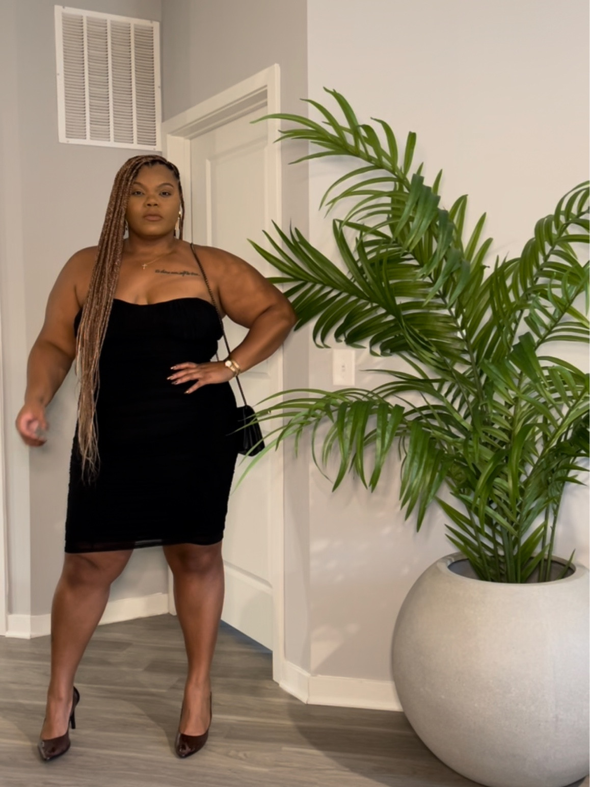 When you want to go out dancing, look classy, and be comfortable all at the same time - get you a LITTLE BLACK DRESS. This one is perfect with its ruching details because its super stretchy, hides my tummy, and accentuates my waist. WIN! 

#LTKstyletip #LTKcurves