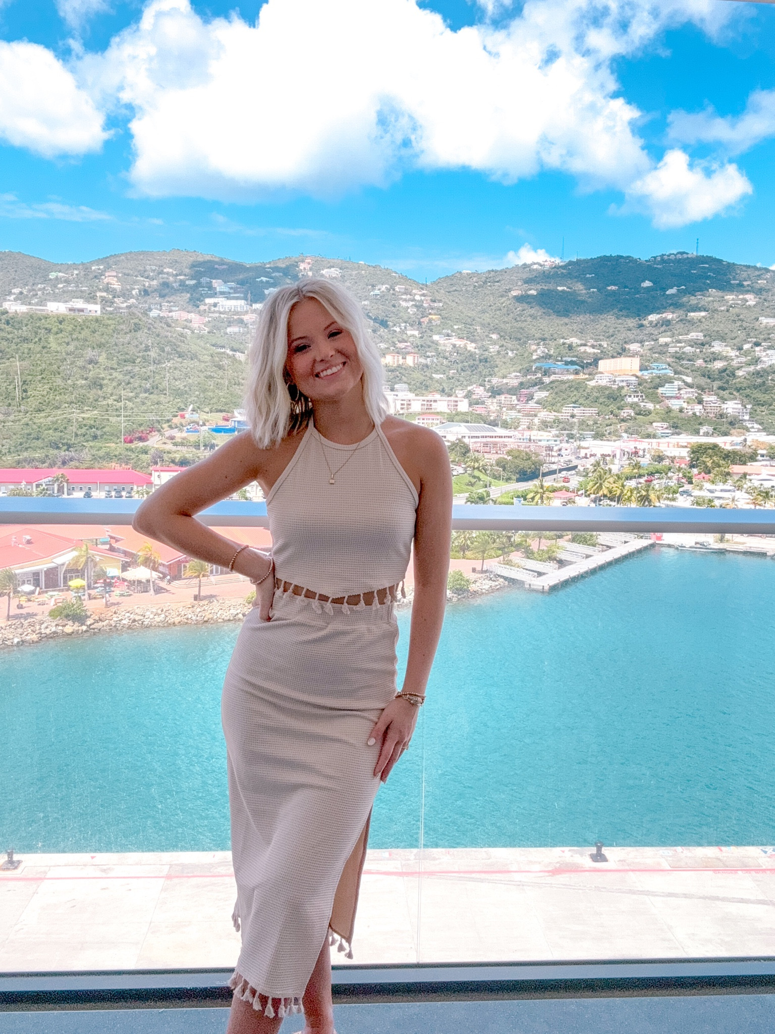 Love a fit that can be dressed up or down! And this one is SO COMFY

#LTKfindsunder50 #LTKtravel #LTKstyletip