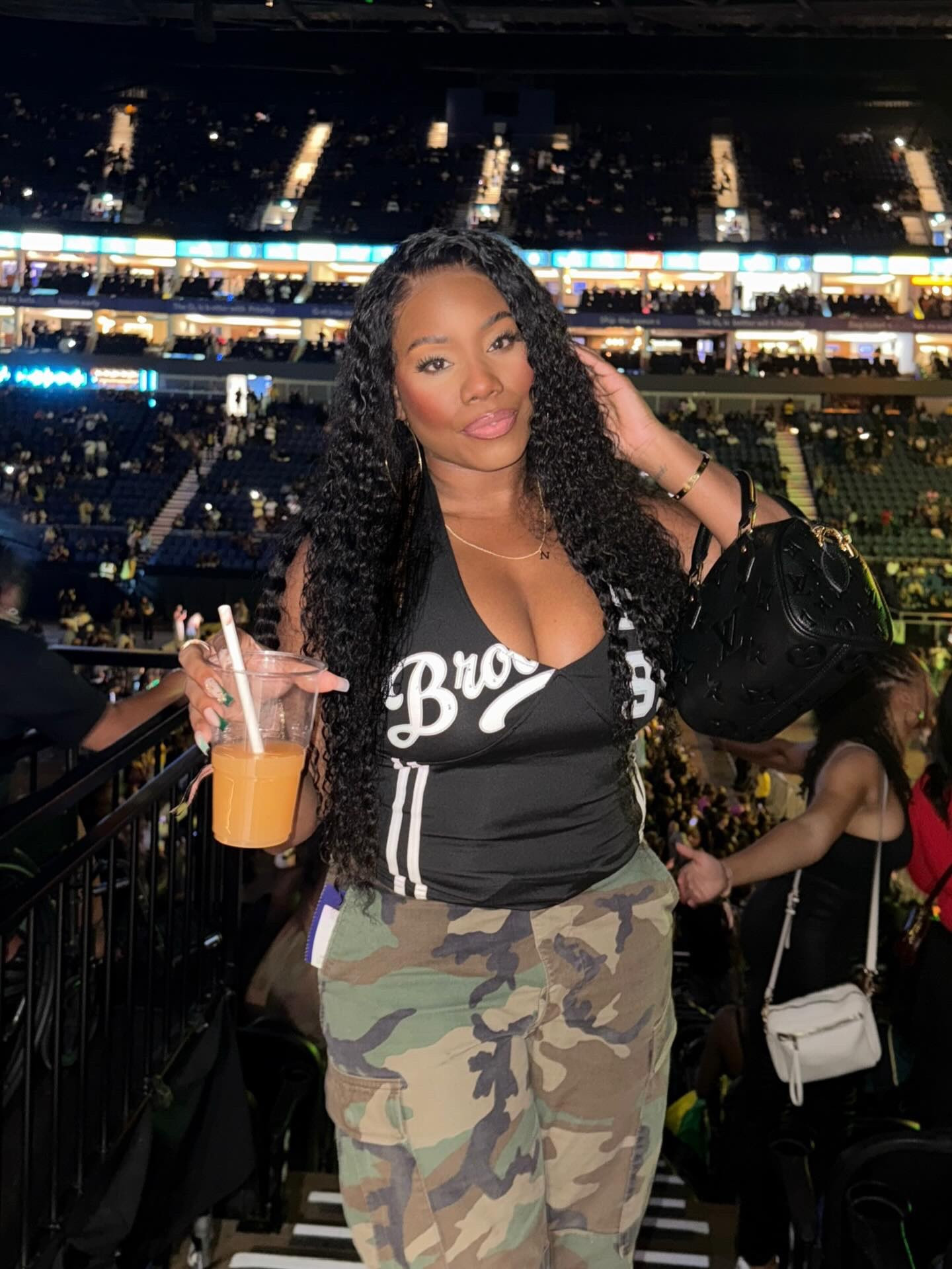 Vybz Pon Vybes 🖤✨