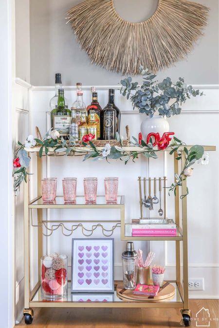 Pretty in pink 💕
•
•
•
#homebykmb #barcart #barcartstyling #goldbarcart #valentinesday #valentinesdaydecor #valentinesdaydecoration #barcartdecor #walmarthome #amazonhome #targetstyle #myhouseandhome #howihome #pocketofmyhome #homeinspo #homestyle #myhomevibe #myhomevibes #homestyling #cornerofmyhome #homedecoration #homedecorating #homedecorideas #homedecorinspo #interiordecorating #interiordecoratingideas #decorideas

#LTKhome