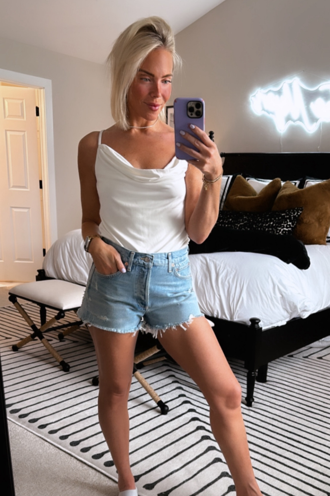 Going to DALLAS for the weekend and had to get a *cayyyuteeee* ‘fit to wear! This tank is so comfy, super affordable and these jeans shorts are my (and my husbands FAVORITE) 😉 these are summer *must haves* I’m an extra small in the tank top and a 26 in the shorties! Go get ya some! 👯
Xoxo, CeCe

#LTKfindsunder100 #LTKSeasonal #LTKstyletip