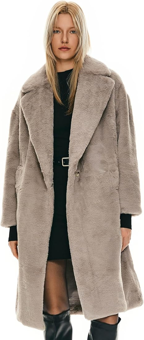 Orolay Women's Fuzzy Fleece Winter Jacket Faux Fur Lapel Coat Mid-Length Sherpa Teddy Coat | Amazon (US)