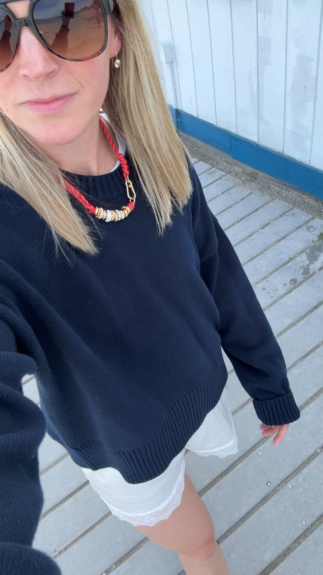 What I wore for MDW
-medium sweater, sized up 1 
-medium shorts in white, sized up 1
-I’m a 7.5 and sized up for whole sizes
-10mm earrings 
-sunglasses 20% off with code KENDALL20