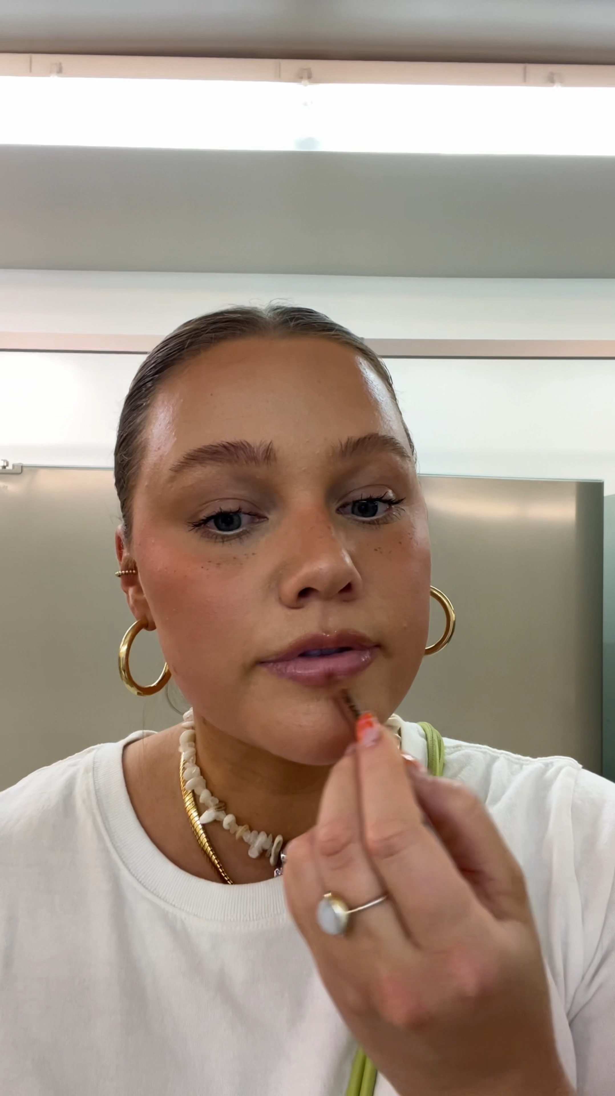 Liner: Anywhere Caffeine 
Gloss: Summer Fridays!
My combo lately for this glowy brown makeup! 
Tee: size up L
Amazon hoops

#LTKBeauty