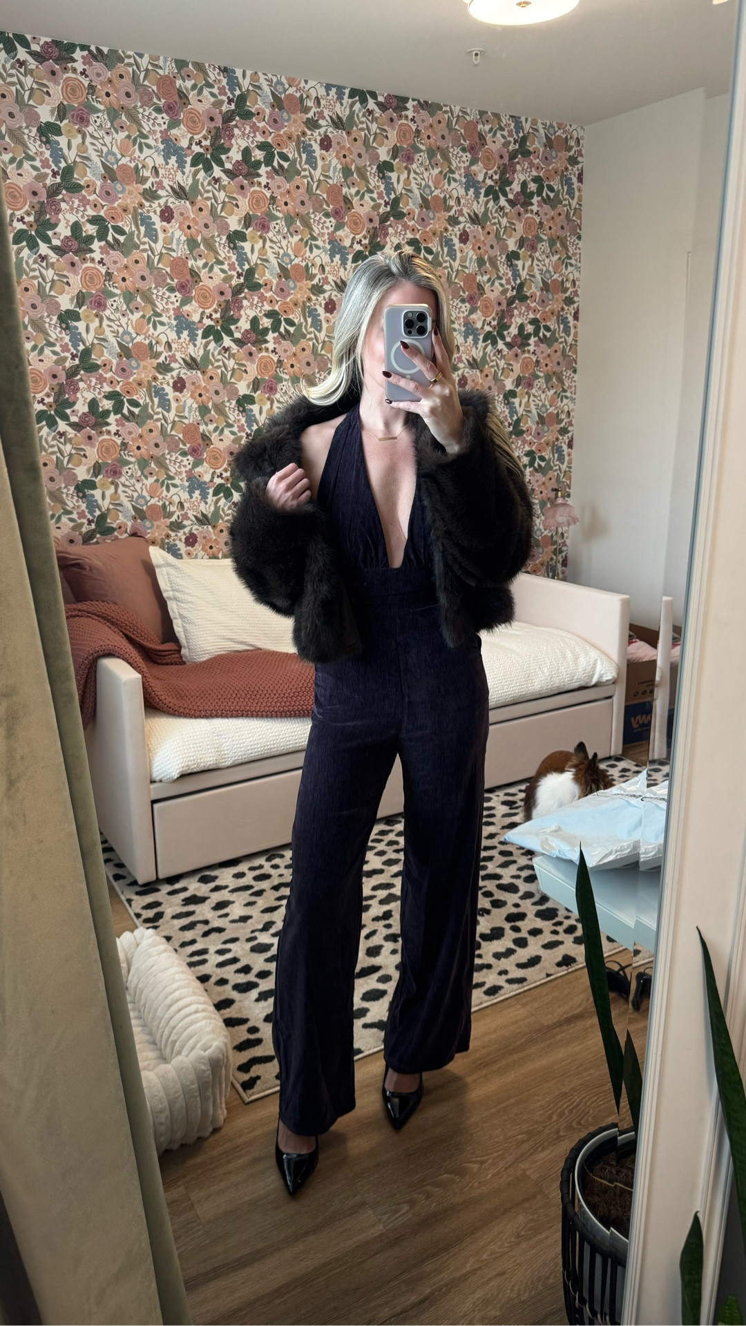 This velvet jumpsuit is so yummy!! Wearing a small in the jumpsuit and a small in the jacket 

#LTKHoliday #LTKSeasonal #LTKootd