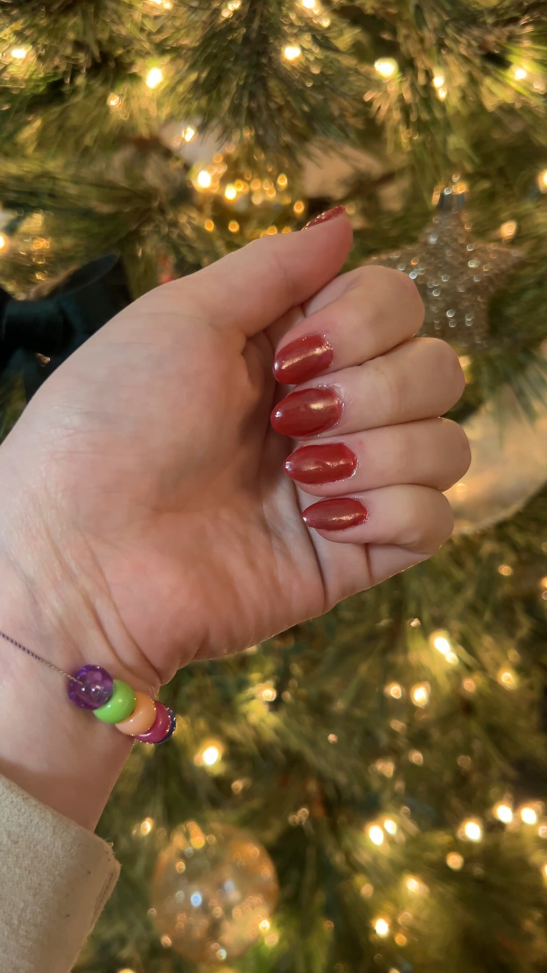 New nails for the holidays 🎄✨

#LTKGiftGuide #LTKHoliday #LTKBeauty