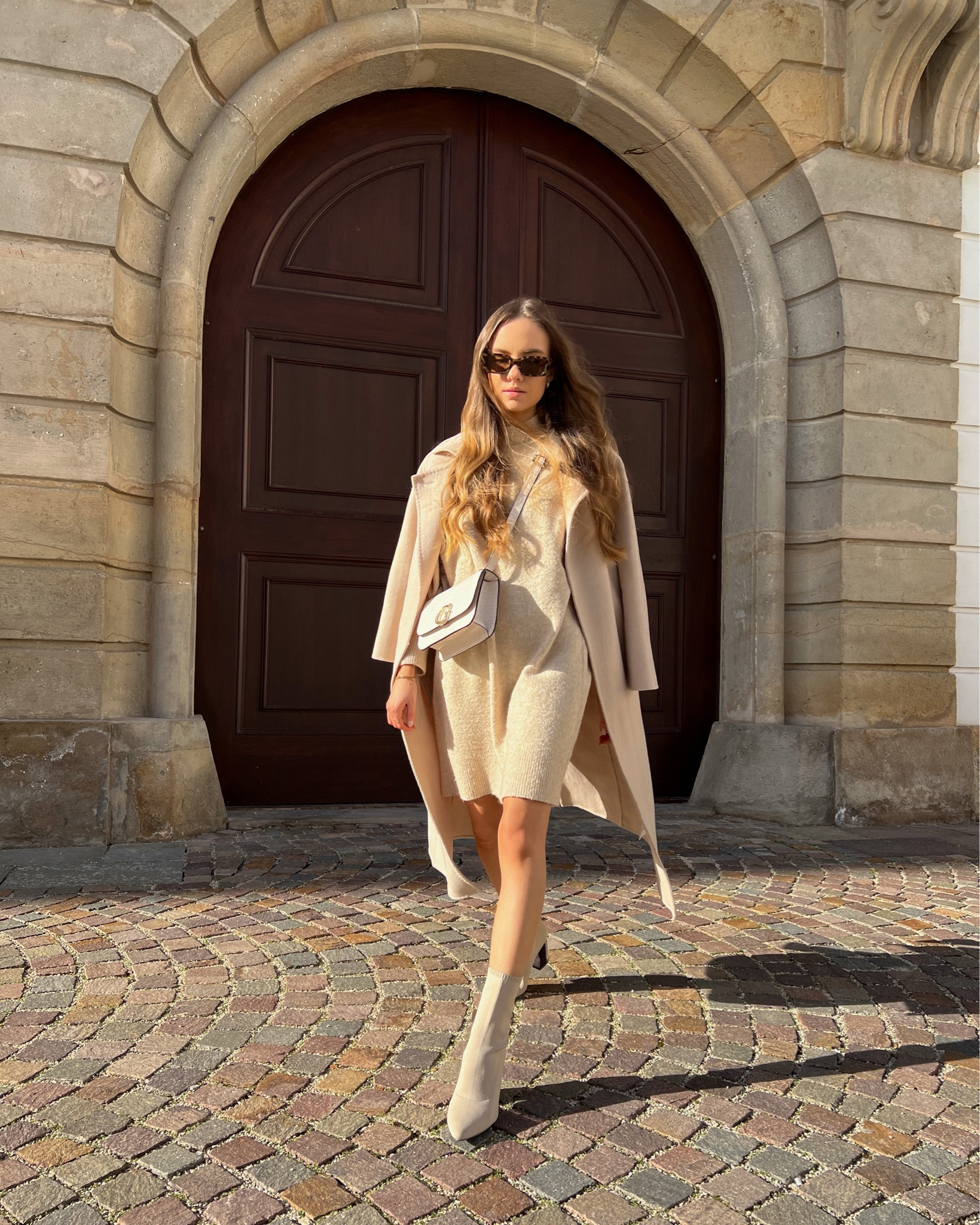 all beige for spring >>> (or any other season tbh)

bag is Guess Corily

#LTKeurope #LTKstyletip