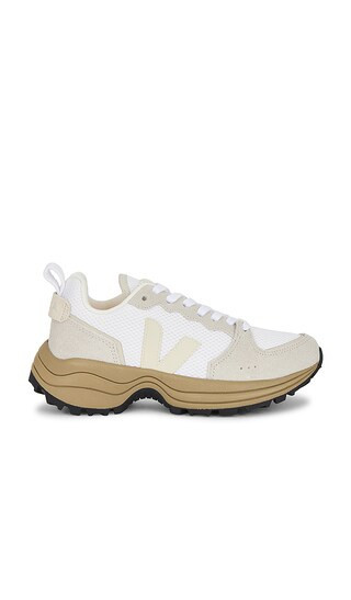 Veja Venturi Ii Sneaker in White. - size 39 | Revolve Clothing (Global)
