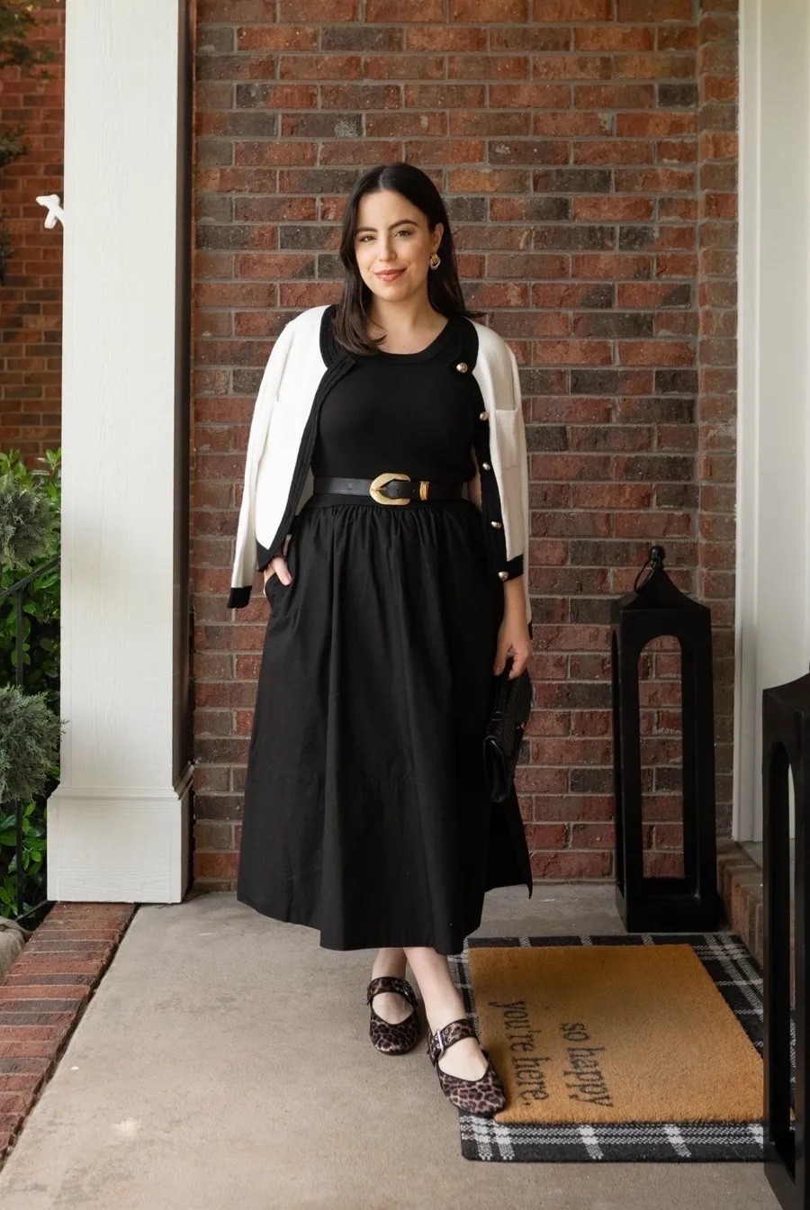 Found the cutest black-and-white summer outfit that's easy on the wallet too. The dress is such a staple piece since you can dress it up or keep it totally casual. For reference, I'm 5'2 and wearing an XS.

summer dress, casual chic outfit, petite fashion, old money aesthetic, vacation wardrobe, preppy style, affordable style

#LTKootd #LTKPetite #LTKU