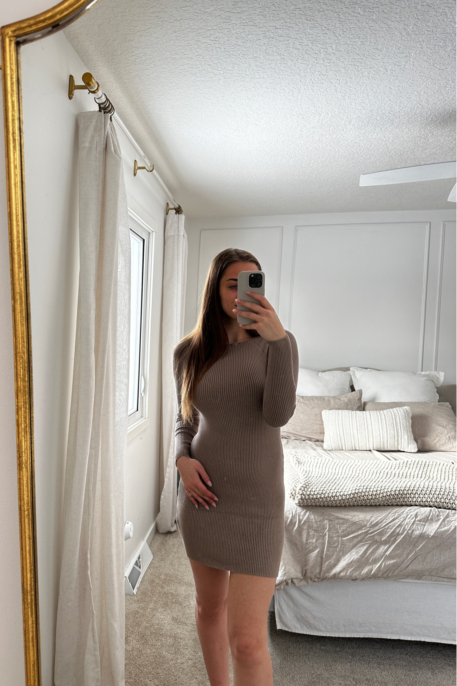 Abercrombie winter sale! Definitely bringing this on my honeymoon 🍯

#LTKwedding #LTKsalealert