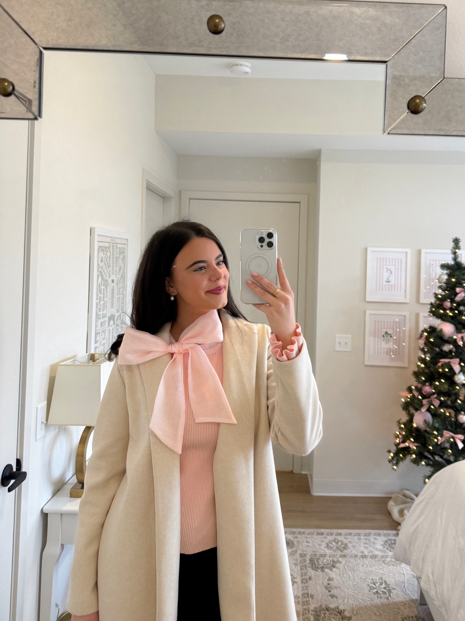 My bow look for my birthday brunch!🎀🎂 My top is Amazon!