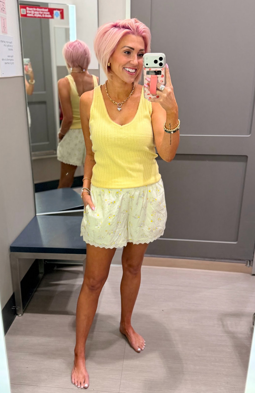 This outfit screams summer!! So darling. 

 #LTKootd #LTKSeasonal