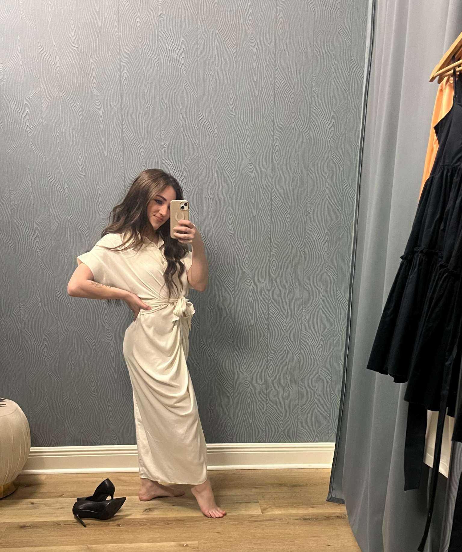 The most flattering dress. Comes in seasonal colors