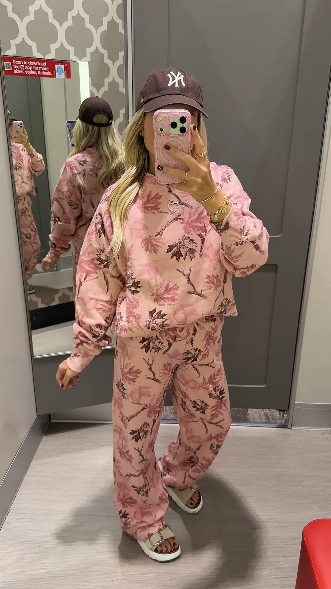 New pink camo set @Target 
Size small
Fall outfit