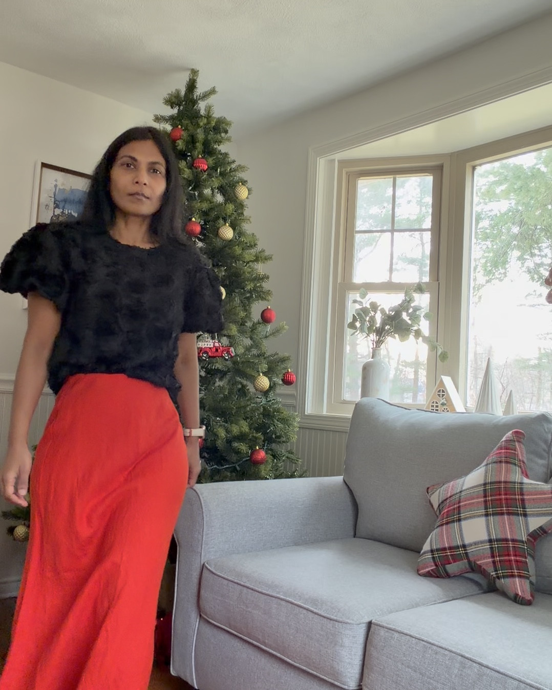 Guys, here’s a simple Christmas or holiday party outfit using oieces you can wear all year long. My linen blend skirt is a closet staple imho. And this rosette top with strong shoulders is obviously a little extra but can easily be toned down if you wear it with jeans or pair with black pants for a monochrome look that you can even wear in the office. 