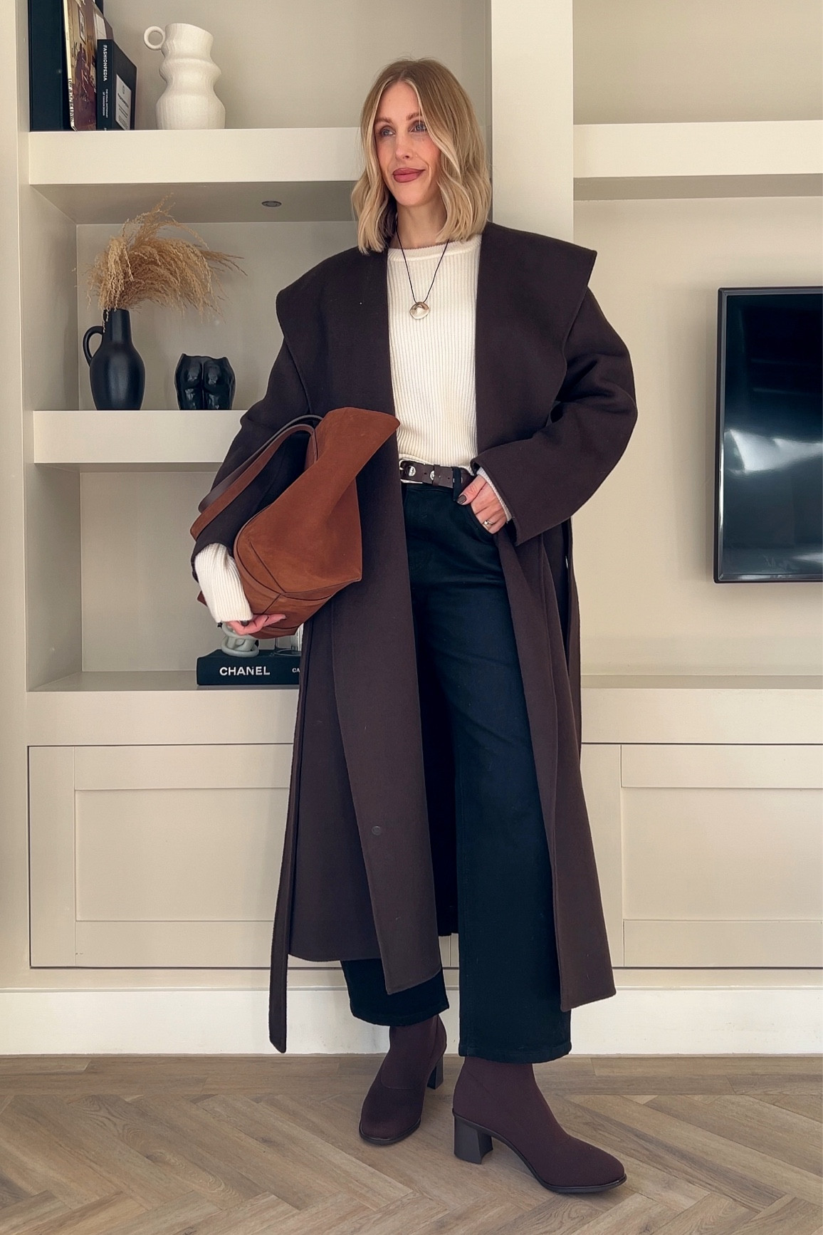 Casual chic brown boots outfit - wool coat - suede bag - elevated style 

#LTKautumn #LTKeurope #LTKuk