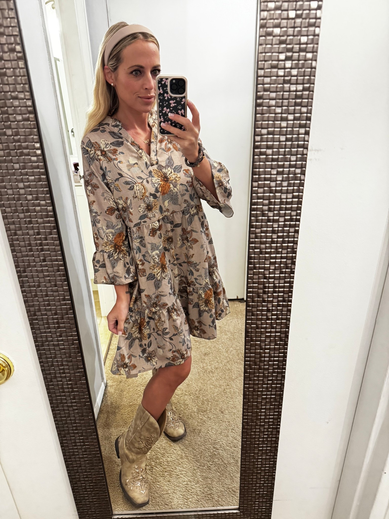 Fall dress outfit with boots 

#LTKMidsize #LTKSeasonal #LTKFindsUnder50