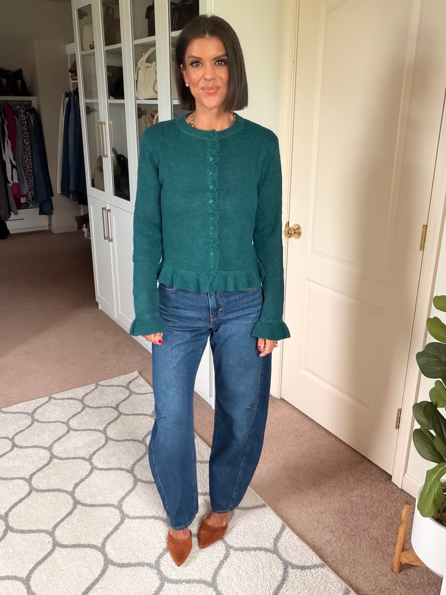 Size small in sweater size 24 in jeans

#LTKdayinmylife #LTKgrwm #LTKSeasonal