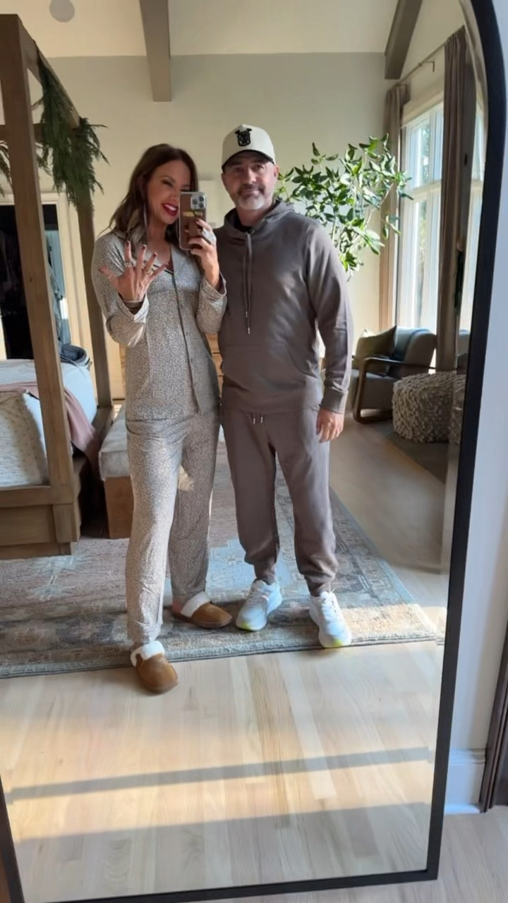 my tommy john partner code BETSY40 will give you 40% off for 48 hours! 
tommy john women’s downtime long sleeve pajama top & pant set linked! tommy john men’s french terry hoodie & joggers linked too! 

#LTKSaleAlert #LTKSeasonal #LTKHoliday